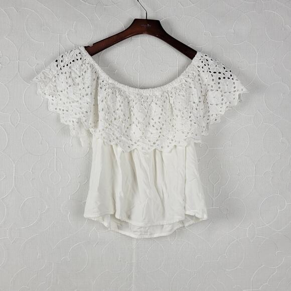 Style Envy Women Top Size M White Eyelet Off-the-Shoulder Cropped Stretch Casual - Picture 7 of 9